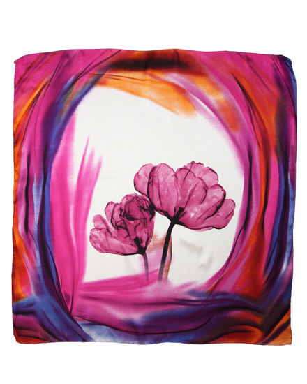 23"X23" SATIN: FLOWER